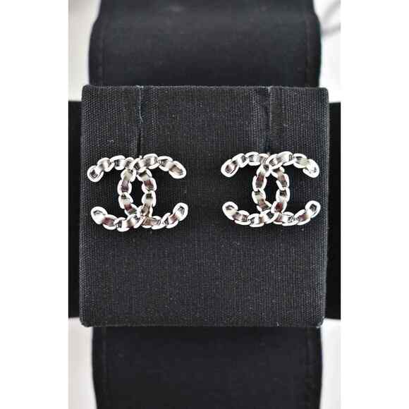 Chanel 22P Ruthenium Silver White Chain CC Logo Drop Statement Stud Earrings - Picture 7 of 12